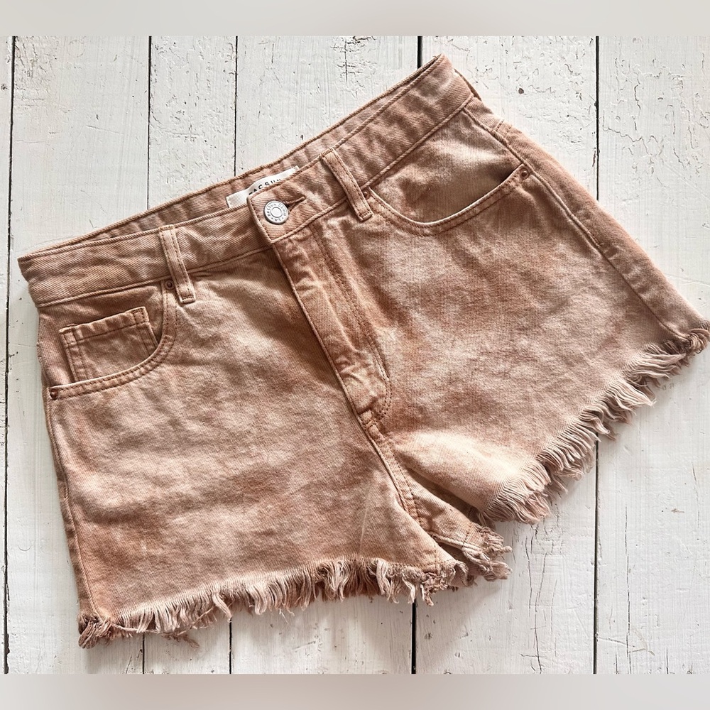 Pacsun tan tie dye shorts